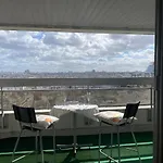 Studio Lumineux Avec Vue Panoramique