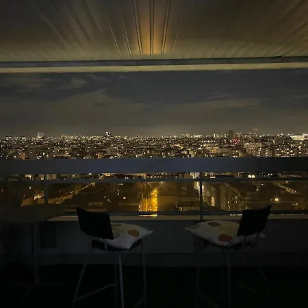 Lumineux Avec Vue Panoramique Parigi