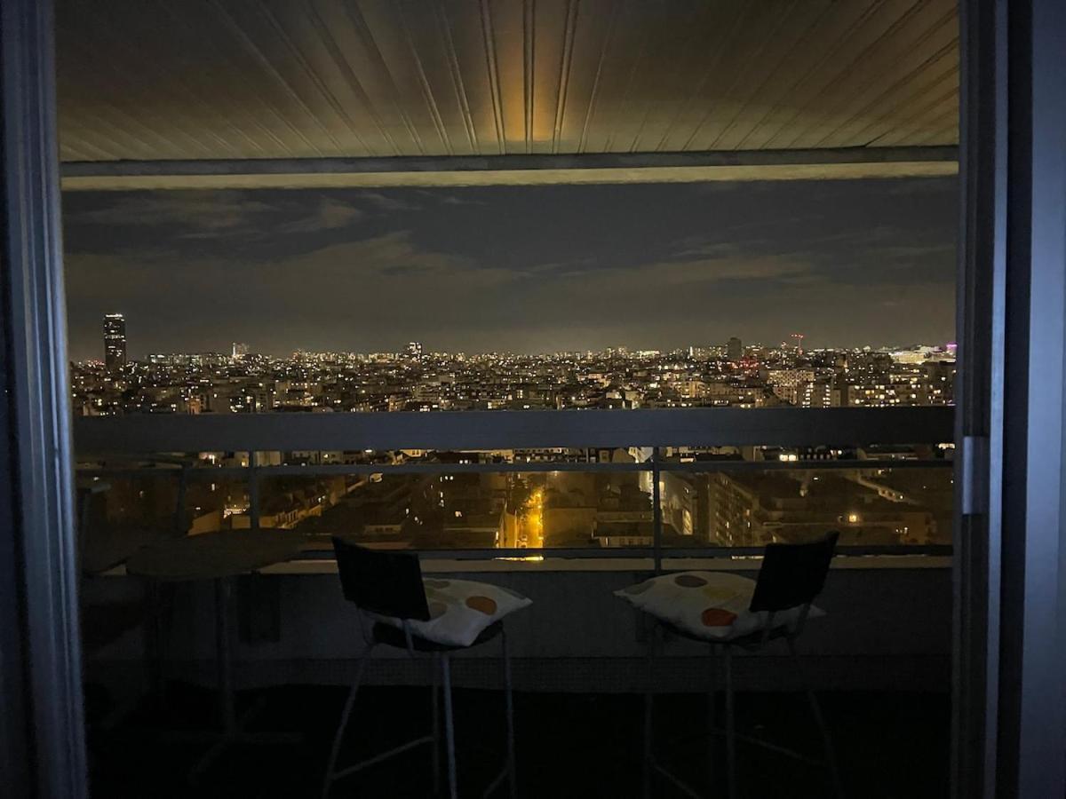Lumineux Avec Vue Panoramique Parigi